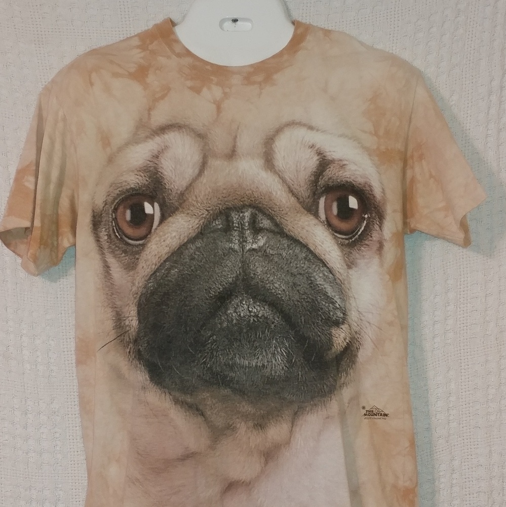 The Mountain Pug Tshirt